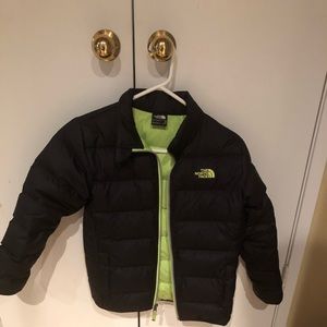 Boys North Face jacket 550
